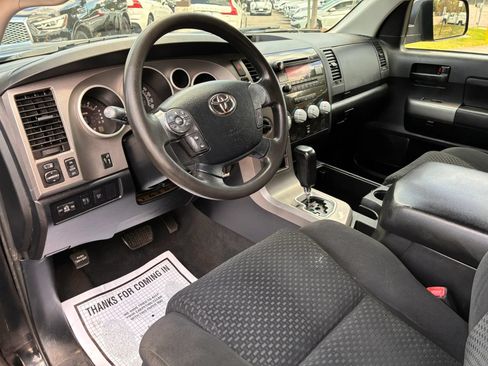 Used 2011 Toyota Tundra 4x4 Double Cab image 15