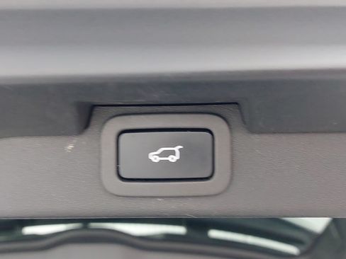 Used 2019 Land Rover Discovery HSE Luxury AWD/4WD image 17