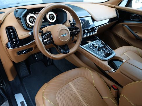 Used 2025 Aston Martin DBX 707 AWD/4WD image 17