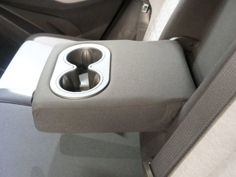 Used 2024 Chevrolet Equinox LS FWD image 28