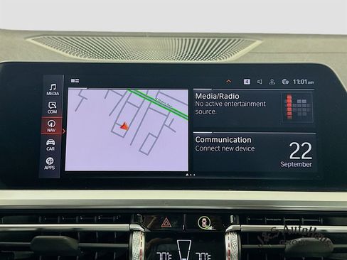 Used 2022 BMW 430i xDrive Convertible w/ M Sport Package image 17