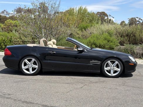 Used 2005 Mercedes-Benz SL 500 image 6