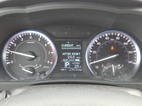 Used 2015 Toyota Highlander Plus image 27