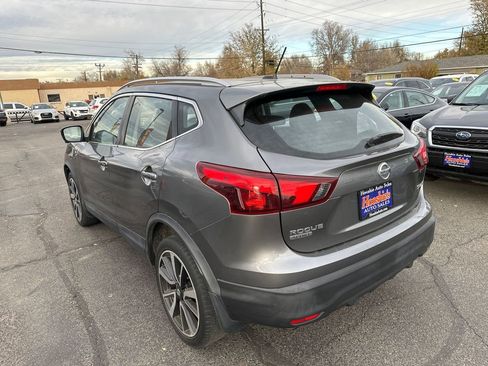 Used 2017 Nissan Rogue Sport SL image 14