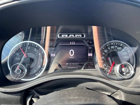Used 2024 RAM 1500 Laramie AWD/4WD image 22