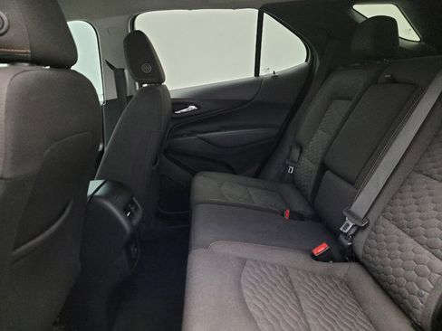 Used 2021 Chevrolet Equinox LT FWD image 18