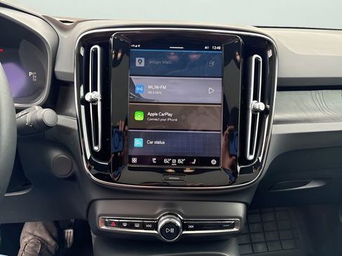 Used 2023 Volvo C40 P8 Recharge Ultimate w/ Protection Package Premier image 24