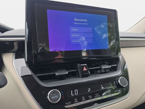 Used 2025 Toyota Corolla LE FWD image 19