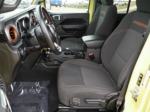 Used 2023 Jeep Gladiator Mojave image 10