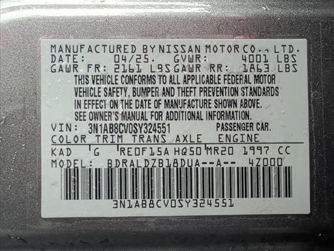 Used 2025 Nissan Sentra SV FWD image 30