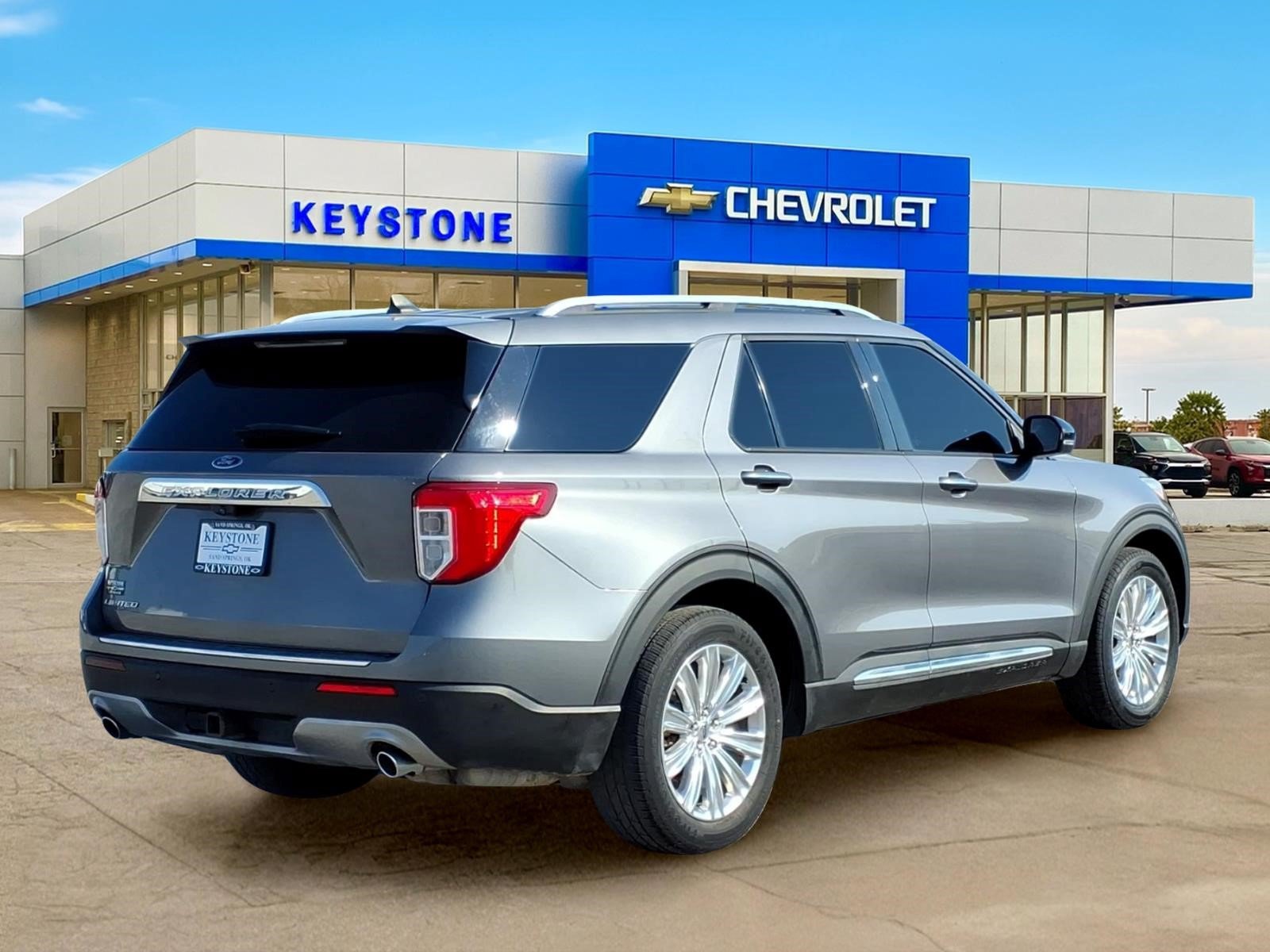 Used 2021 Ford Explorer Limited w/ Equipment Group 301A RWD image 7
