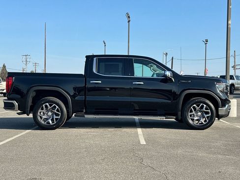 New 2026 GMC Sierra 1500 SLT w/ SLT Premium Plus Package image 6