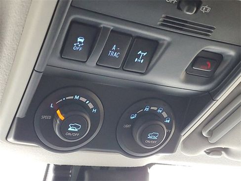 Used 2023 Toyota 4Runner TRD Off-Road image 33