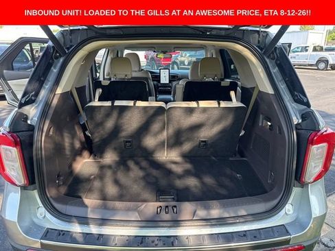 Used 2020 Ford Explorer Platinum w/ Premium Technology Package AWD/4WD image 11