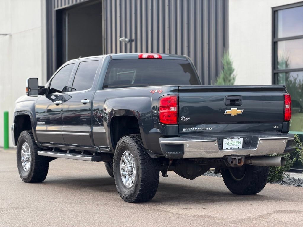 Used 2019 Chevrolet Silverado 2500 LTZ w/ Duramax Plus Package AWD/4WD image 3
