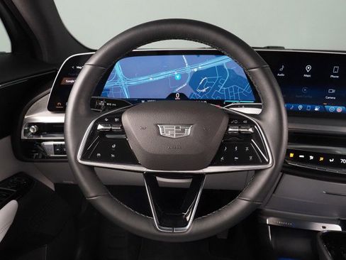 Used 2024 Cadillac Lyriq Luxury image 18