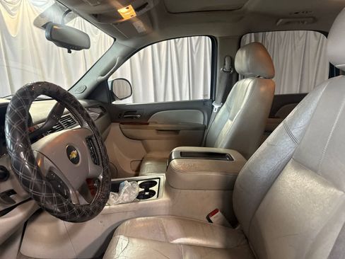 Used 2013 Chevrolet Tahoe LT RWD image 20
