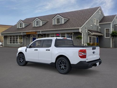 New 2025 Ford Maverick XLT w/ XLT Luxury Package FWD image 4