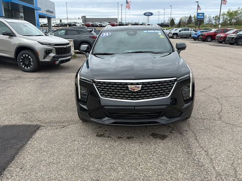 Used 2024 Cadillac XT4 Premium Luxury w/ Active Safety Package AWD/4WD image 2