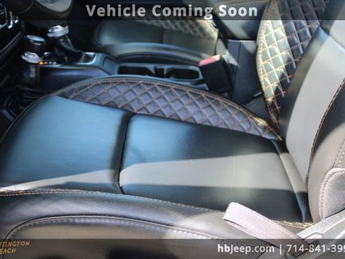 Used 2021 Jeep Wrangler Unlimited Sahara image 39