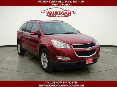 Used 2012 Chevrolet Traverse LT AWD/4WD image 3
