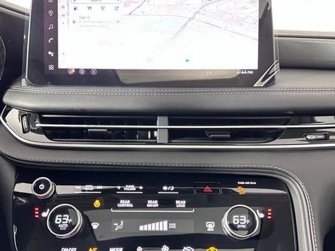 Certified 2026 INFINITI QX60 Pure w/ Cargo Package image 17