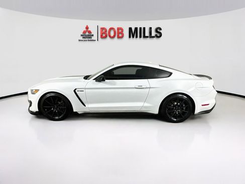 Used 2016 Ford Mustang Shelby GT350 w/ Technology Package RWD image 4