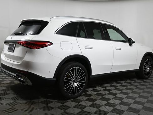 Certified 2025 Mercedes-Benz GLC 300 4MATIC image 7