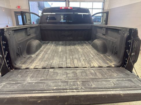 Used 2017 Chevrolet Silverado 1500 LT w/ Redline Edition image 26