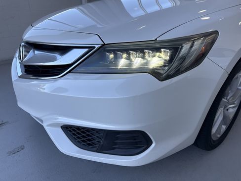 Used 2016 Acura ILX w/ Premium Package image 4