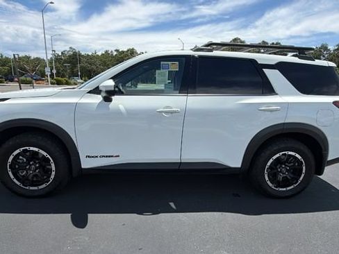 Used 2024 Nissan Pathfinder Rock Creek AWD/4WD image 7