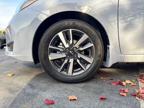 New 2025 Nissan Versa SV w/ Trunk Package image 25