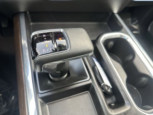 Certified 2024 Chevrolet Silverado 1500 High Country w/ Midnight Edition image 22