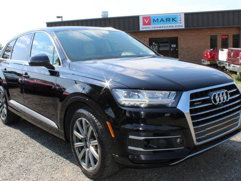 Used 2018 Audi Q7 3.0T Prestige w/ Prestige Package AWD/4WD image 8