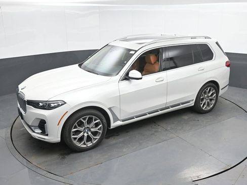 Used 2020 BMW X7 xDrive40i w/ Luxury Seating Package AWD/4WD image 41