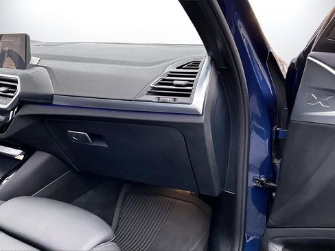 Used 2024 BMW X3 sDrive30i w/ M Sport Package image 21