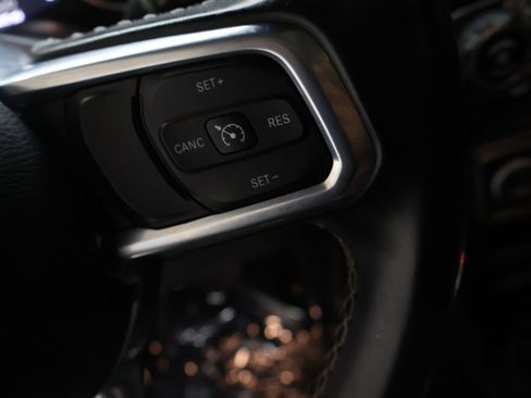 Used 2021 Jeep Wrangler Unlimited Sahara AWD/4WD image 21
