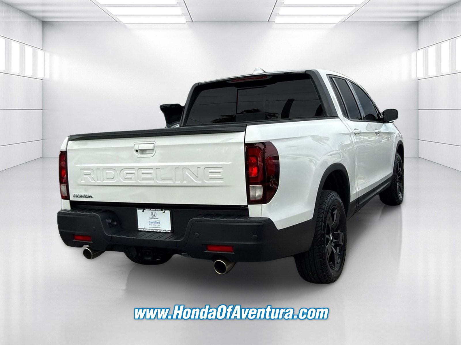 Certified 2025 Honda Ridgeline Black Edition image 6