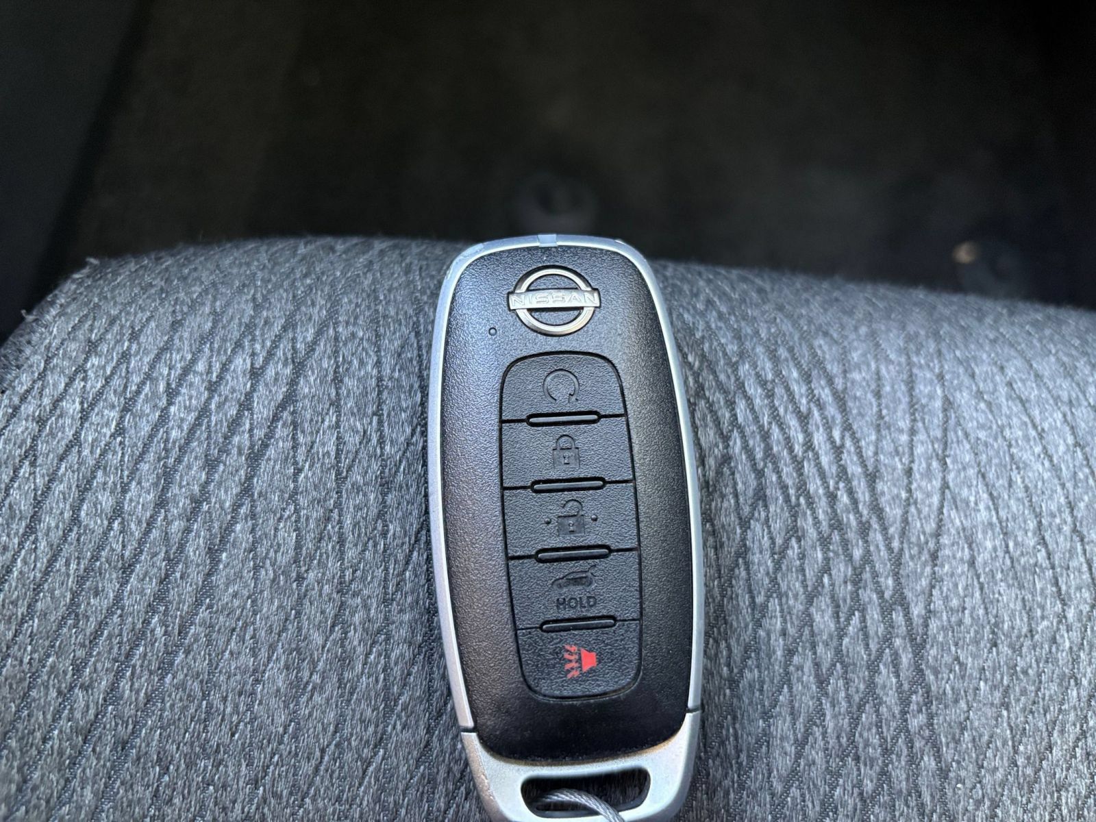 Used 2025 Nissan Rogue SV AWD/4WD image 26