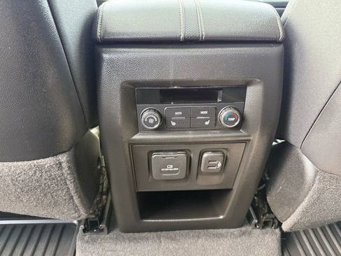 Used 2023 Chevrolet Traverse Premier w/ Redline Edition image 16