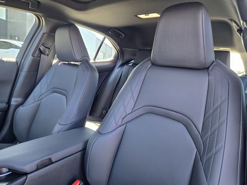 Certified 2025 Lexus UX 300h FWD w/ Accessory Package (Z2) image 16