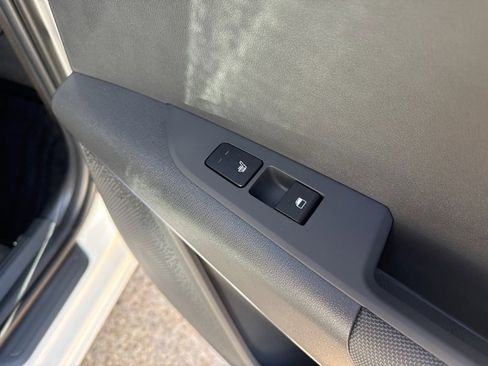 New 2025 Kia Niro EX w/ EX Cold Weather Package image 14