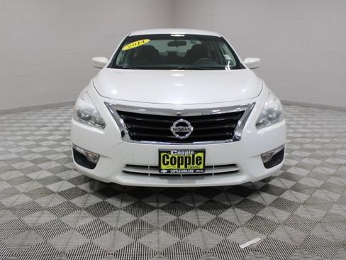 Used 2014 Nissan Altima 2.5 S FWD image 5