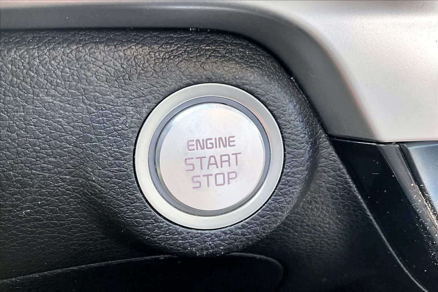 Used 2023 Kia Telluride S AWD/4WD image 31