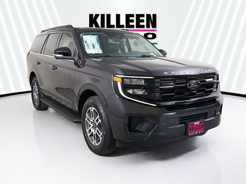 New 2026 Ford Expedition Active image 1