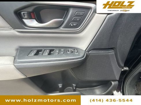 Used 2020 Honda CR-V Touring image 24
