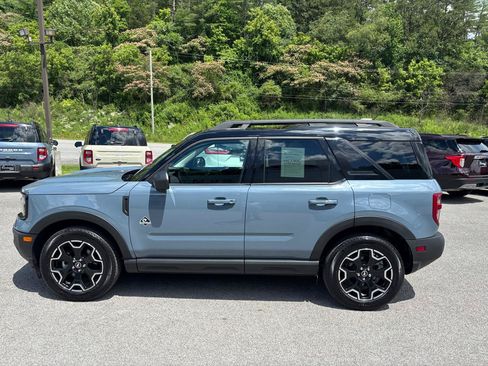 Used 2025 Ford Bronco Sport Outer Banks AWD/4WD image 2