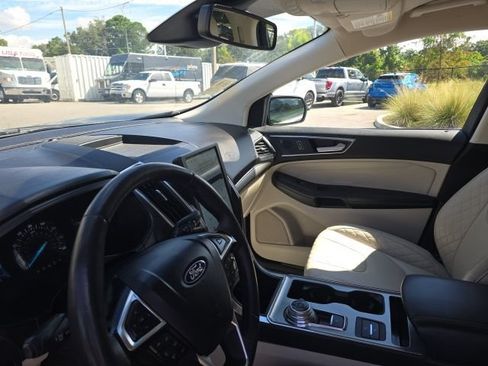 Used 2024 Ford Edge Titanium AWD/4WD image 10