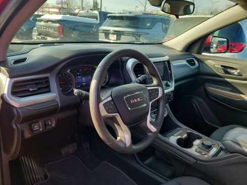 Used 2022 GMC Acadia SLE w/ Driver Convenience Package image 15
