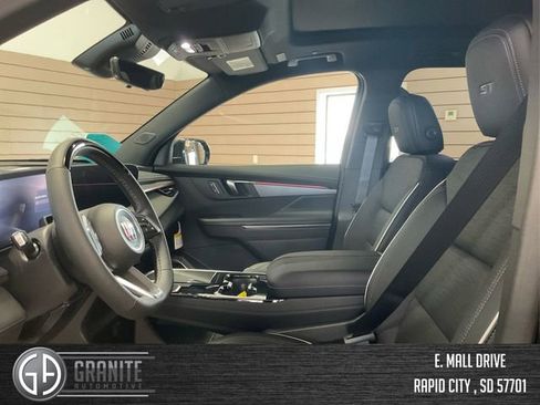 New 2026 Buick Enclave Sport Touring w/ Super Cruise Package AWD/4WD image 10